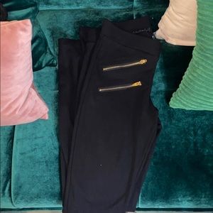 Black and gold zipper